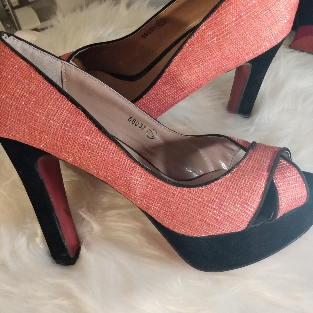 New jessica simpson orange and black heels